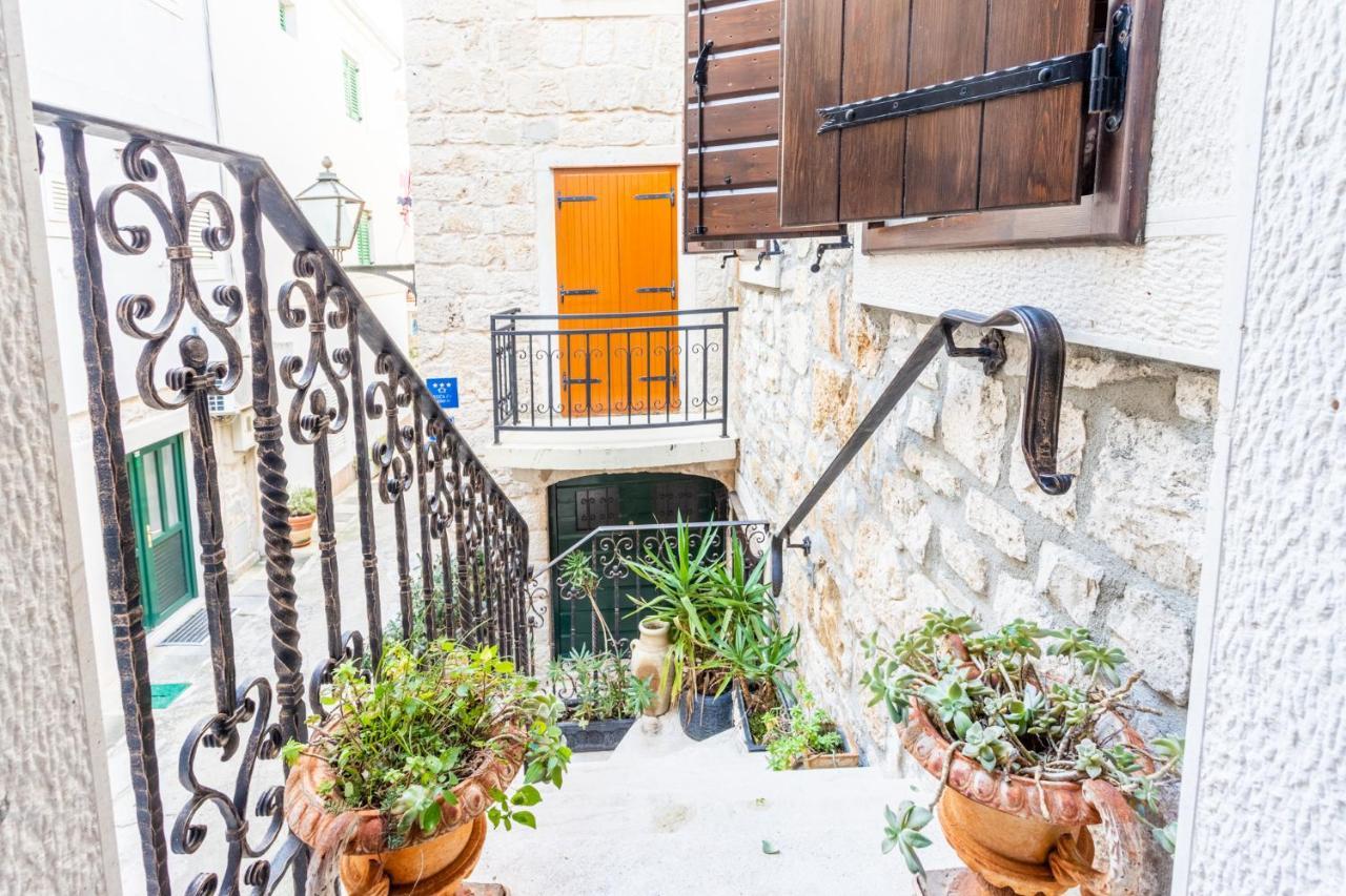 Stone House Srida Apartment Baška Voda Екстериор снимка